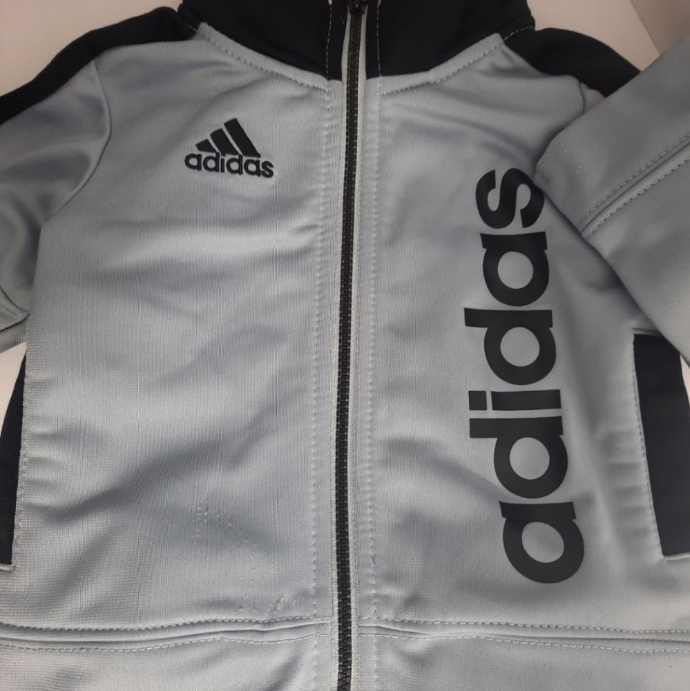 Adidas Sweat Suit Size 6 Month - Picture 2 of 5